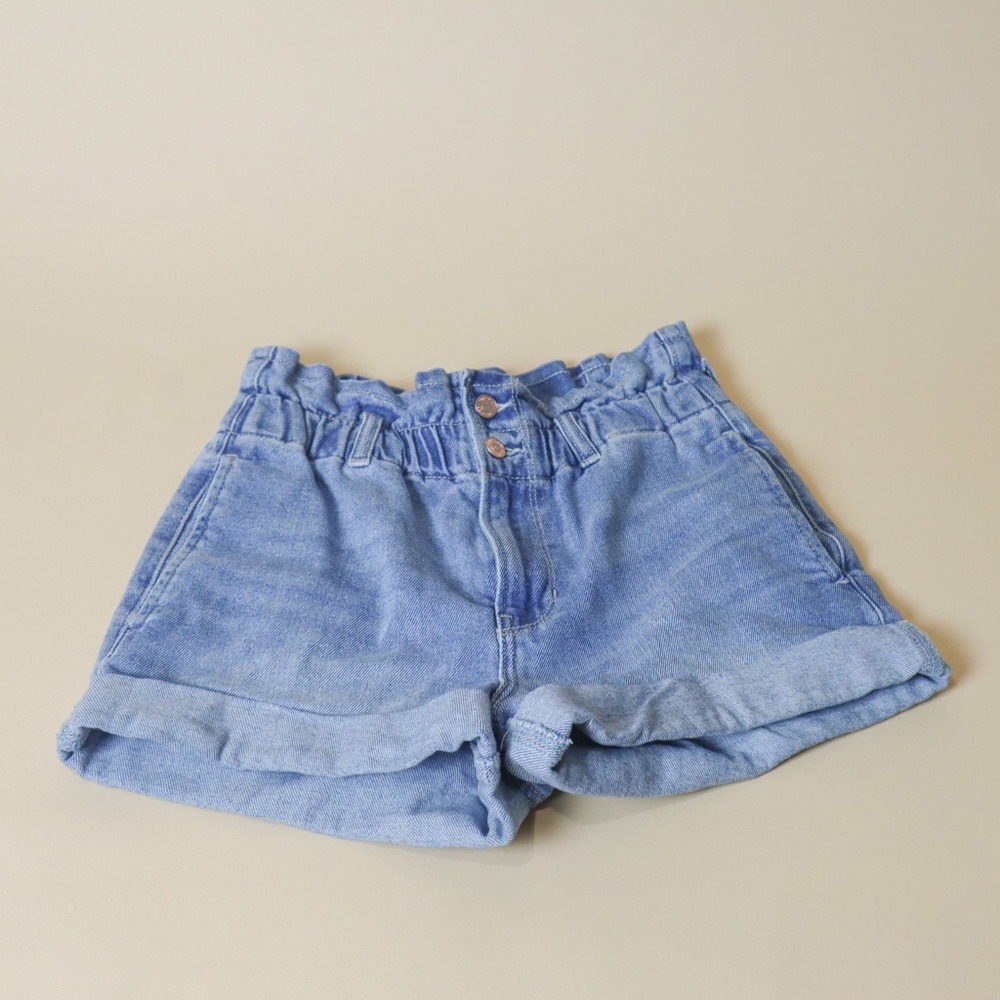 Hollister Ultra High-rise Mom Shorts